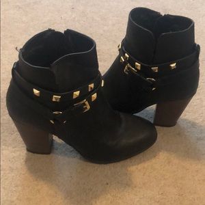 Ankle boots